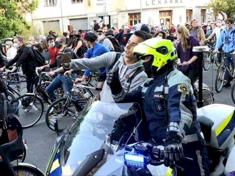 Pridružujemo se javni podpori policistu motoristu