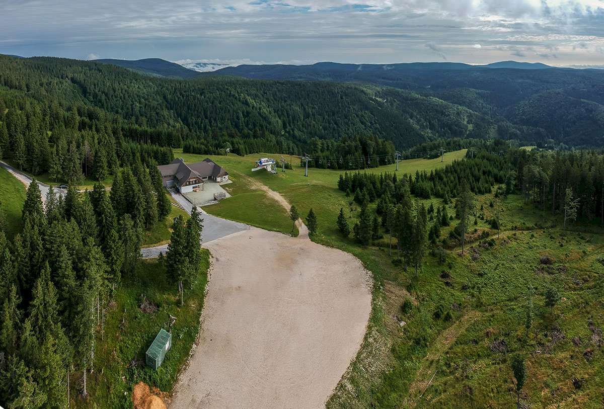 Najem apartmaja apartmaja na Rogli in najem vodnega skuterja Goran Markovič s.p.