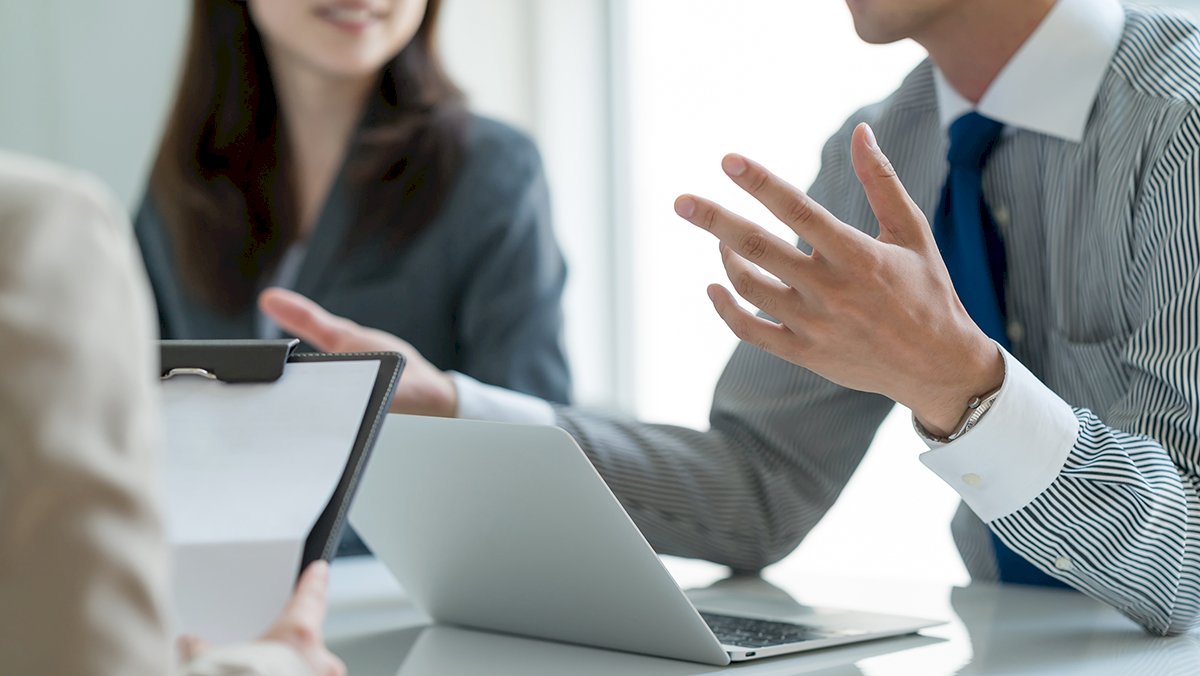 Napotitev policistov SR-NDM na izredni študij VPŠ